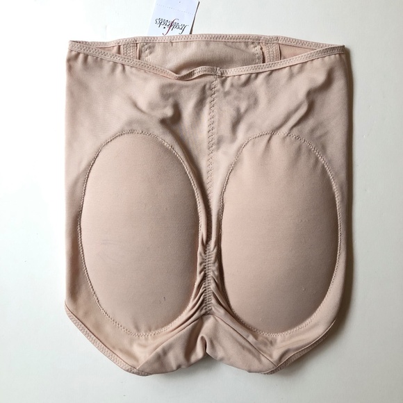 NWT Fredrick’s Of Hollywood Booty Boost Panty Wear - Picture 1 of 5